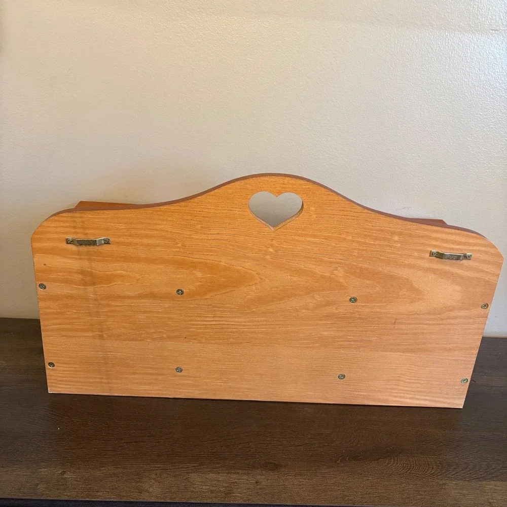 Vintage Wooden Heart Cutout Wall Shelf Country Picket Fence Organizer Brown